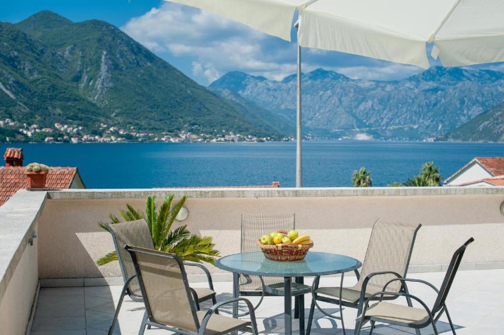 Majka Apartments Kotor Bagian luar foto